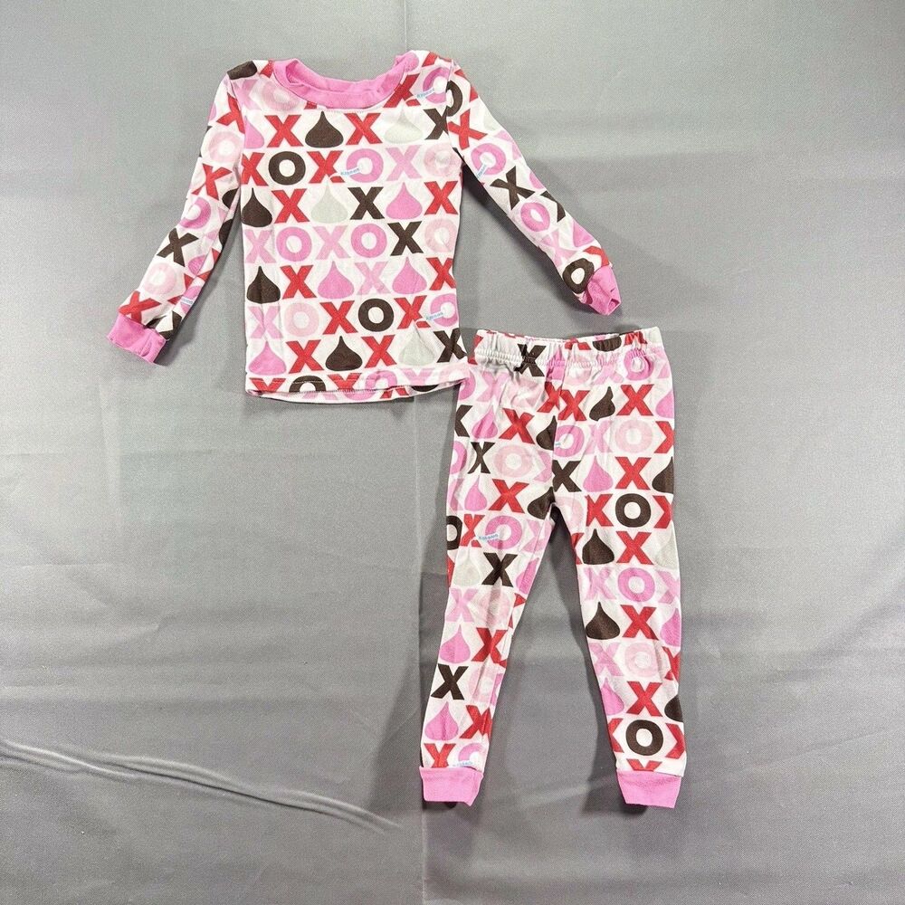 Girls Pink XOXO Print Long Sleeve Pajama Set Hershey kisses valentines 2T